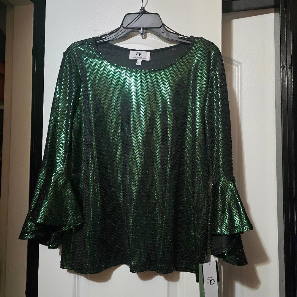 SD Collection Women's Green Top With Metallic Sequin Work & Bell Sleeves - Large